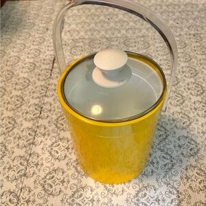 Vintage MCM Yellow Ice Bucket Lucite Retro canary Barware Party Lidded